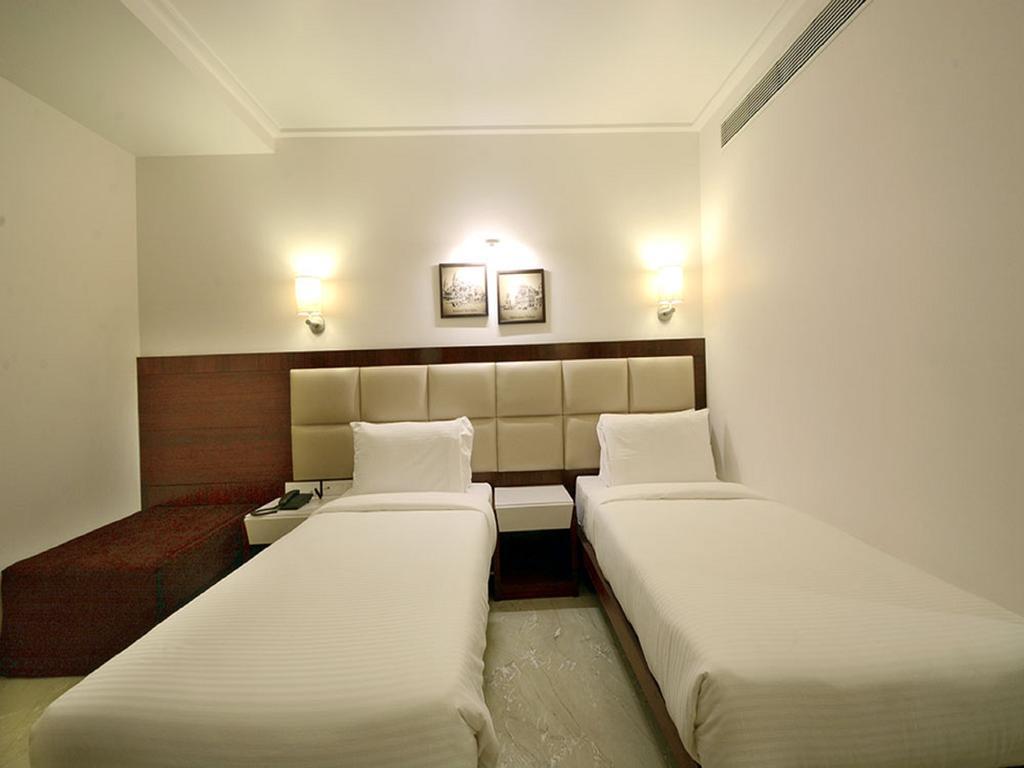 Hotel Better Home International Mumbai Room photo